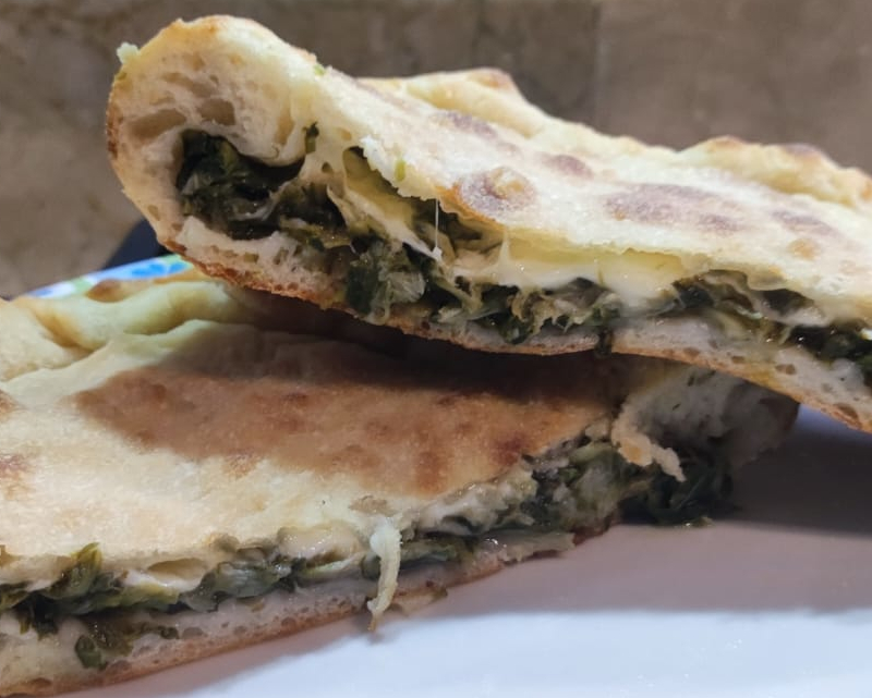 Pizza di scarole (interno)